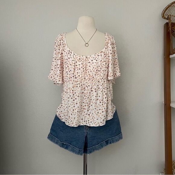 Babydoll Animal Print Top - Picture 4 of 6